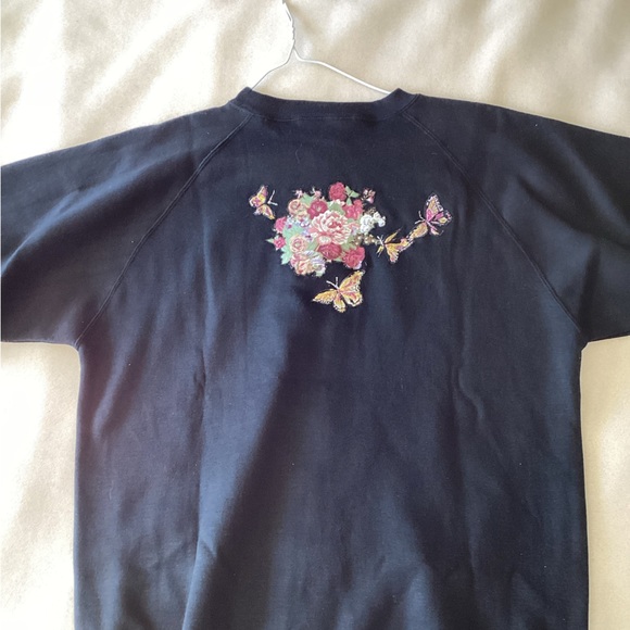 Button down sweater - Picture 3 of 3